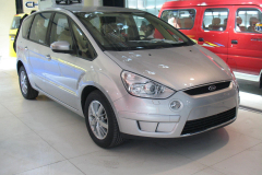 Changan-Ford-S-Max-CAF-6480A-_2007IV