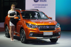 Dongfeng-Nissan-Qichen-VENUCIA-T70-_2019IV