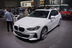 Huachen-BMW-1-Sedan-_2019IV