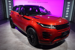 Qirui-Land-Rover-Range-Rover-Evoque-_2019IV_