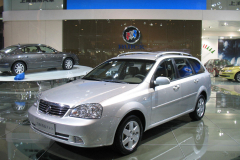 Shanghai-Buick-Excelle-Wagon-_2006XI