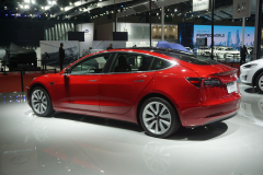 1_Tesla-Model-3-_2019IV-