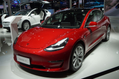 Tesla-Model-3-_2019IV