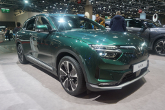 VinFast-VF-8-_2022X_