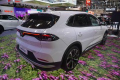 VinFast-VF8-_2023IX-