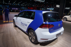Volkswagen-e-Golf-NEW-_2019IV